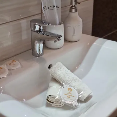 曼努埃尔公寓 * Banjol